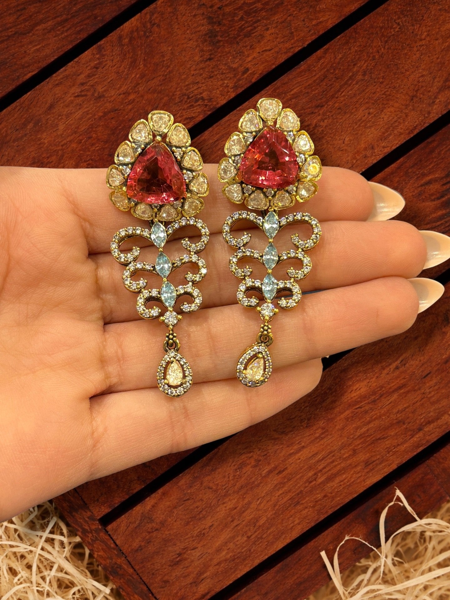 Premium Neckpieces & Earring Set (2)