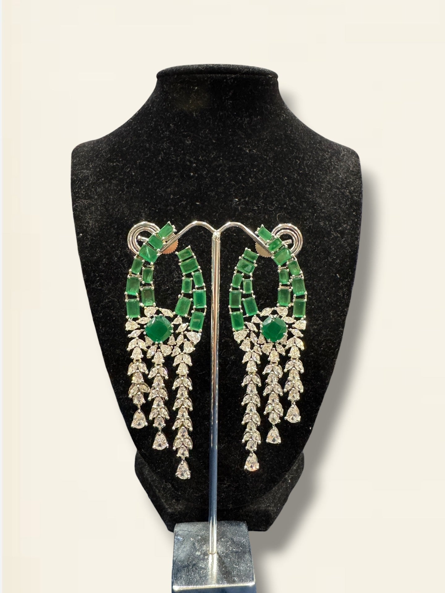 Premium Neckpieces & Earring Set (3)