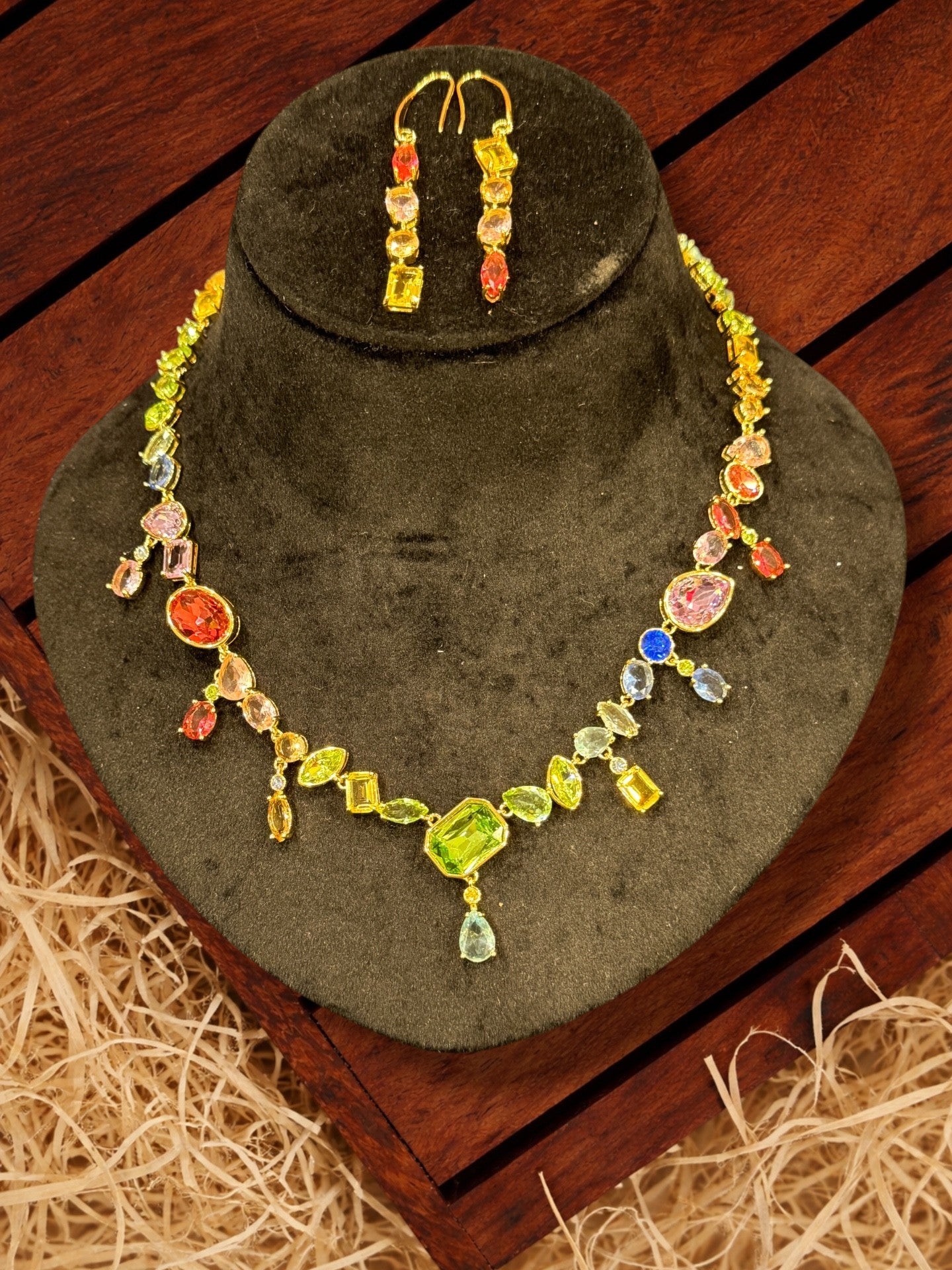 Premium Neckpieces & Earring Set - Neckpieces & Earring Set