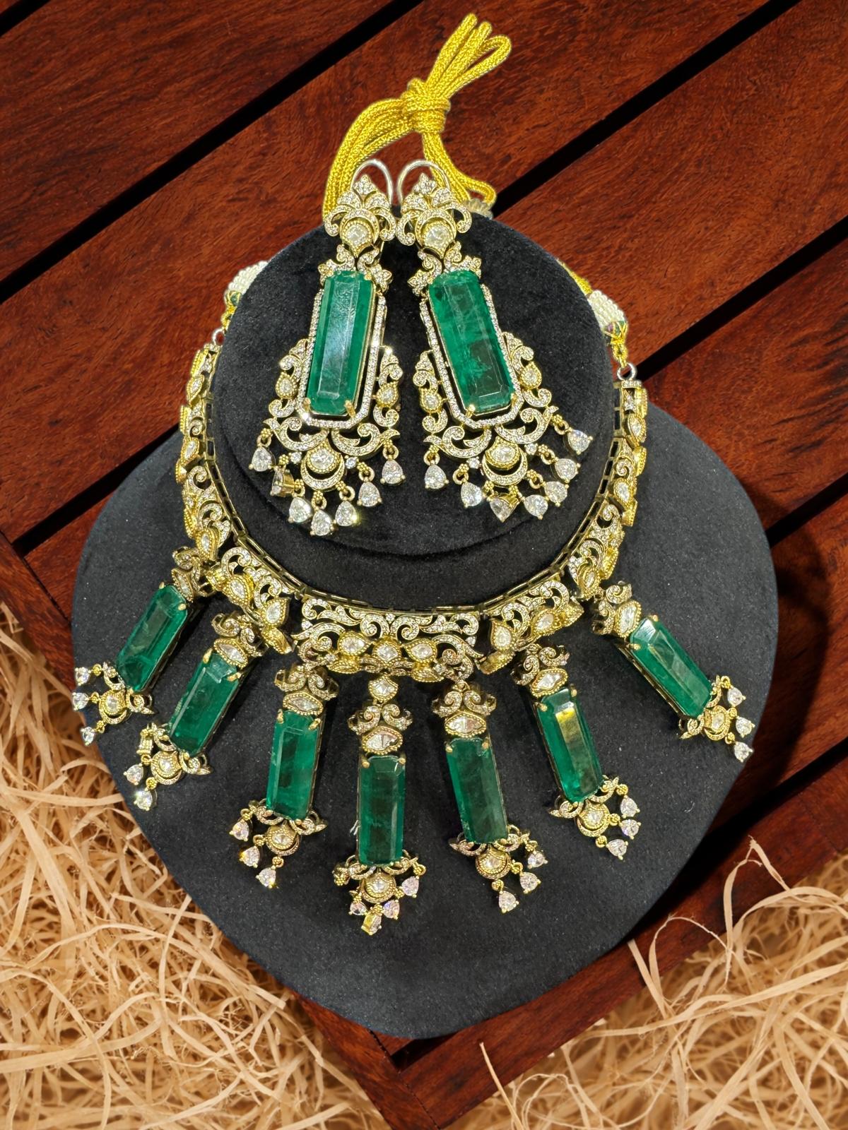 Emerald and Gold Statement Necklace Set - Neckpieces & Earring Set (2)