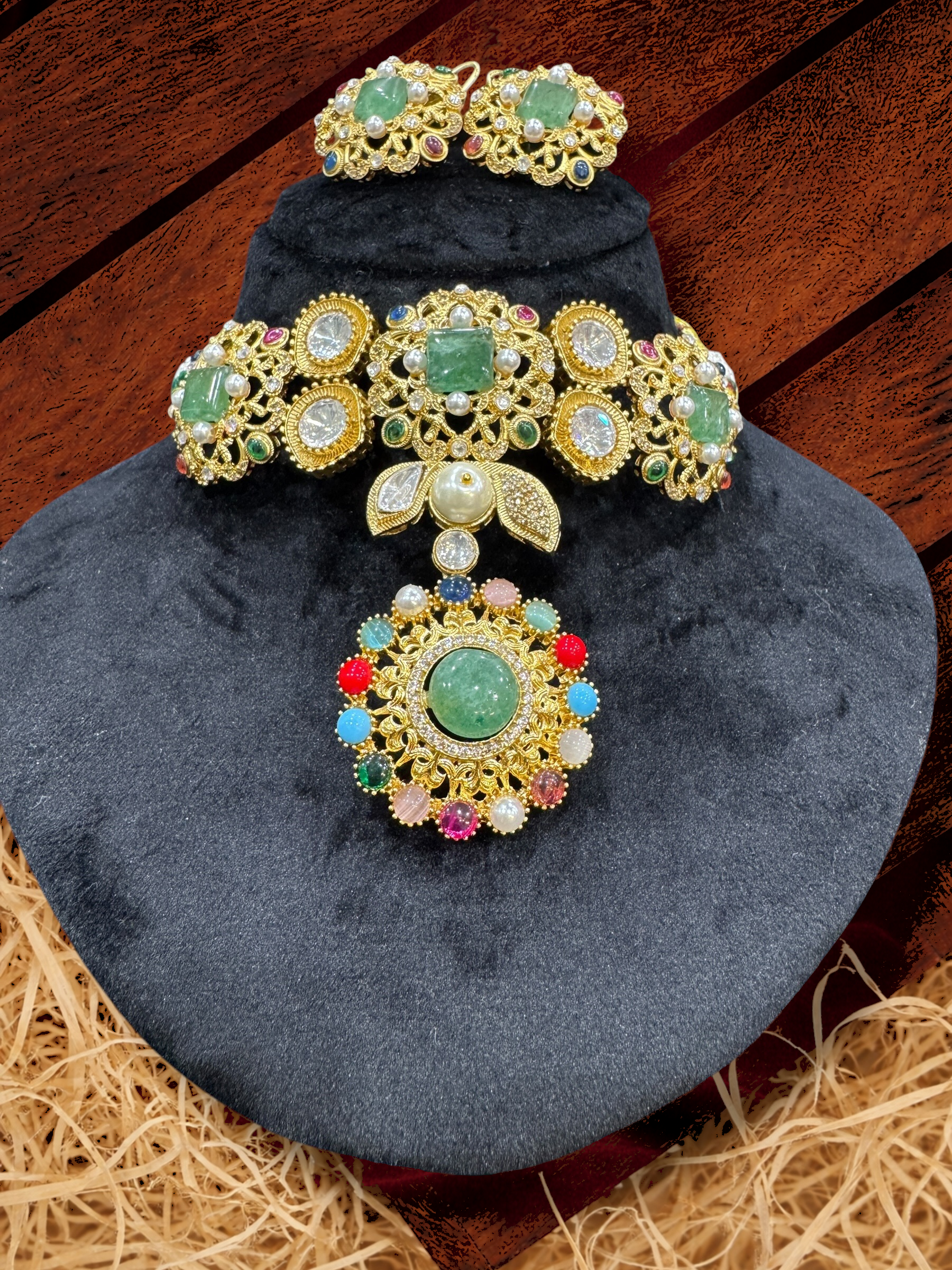 Elegant Gold-Tone Multicolor Necklace Set - Neckpieces & Earring Set