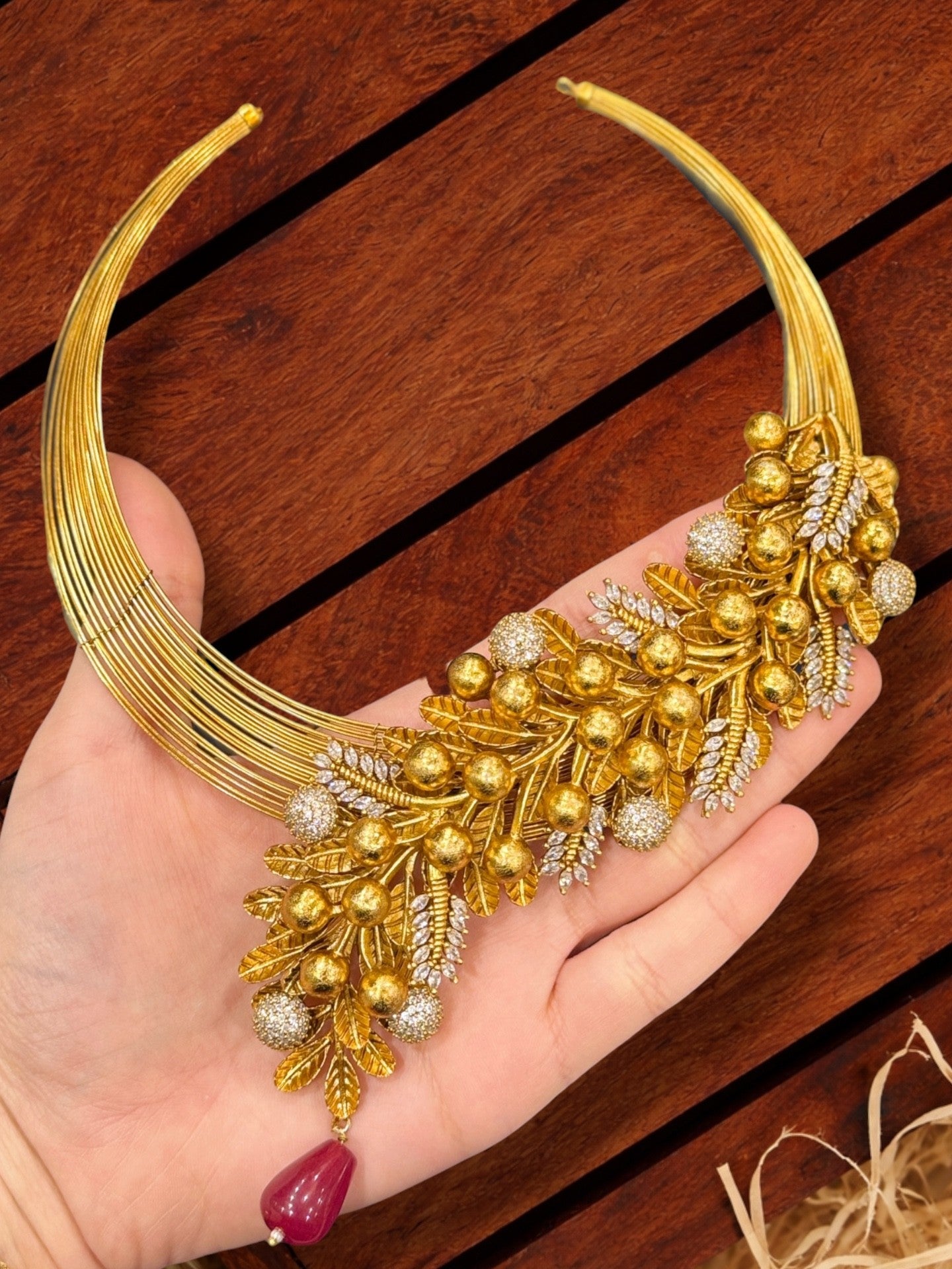 Premium Neckpieces & Earring Set (3)