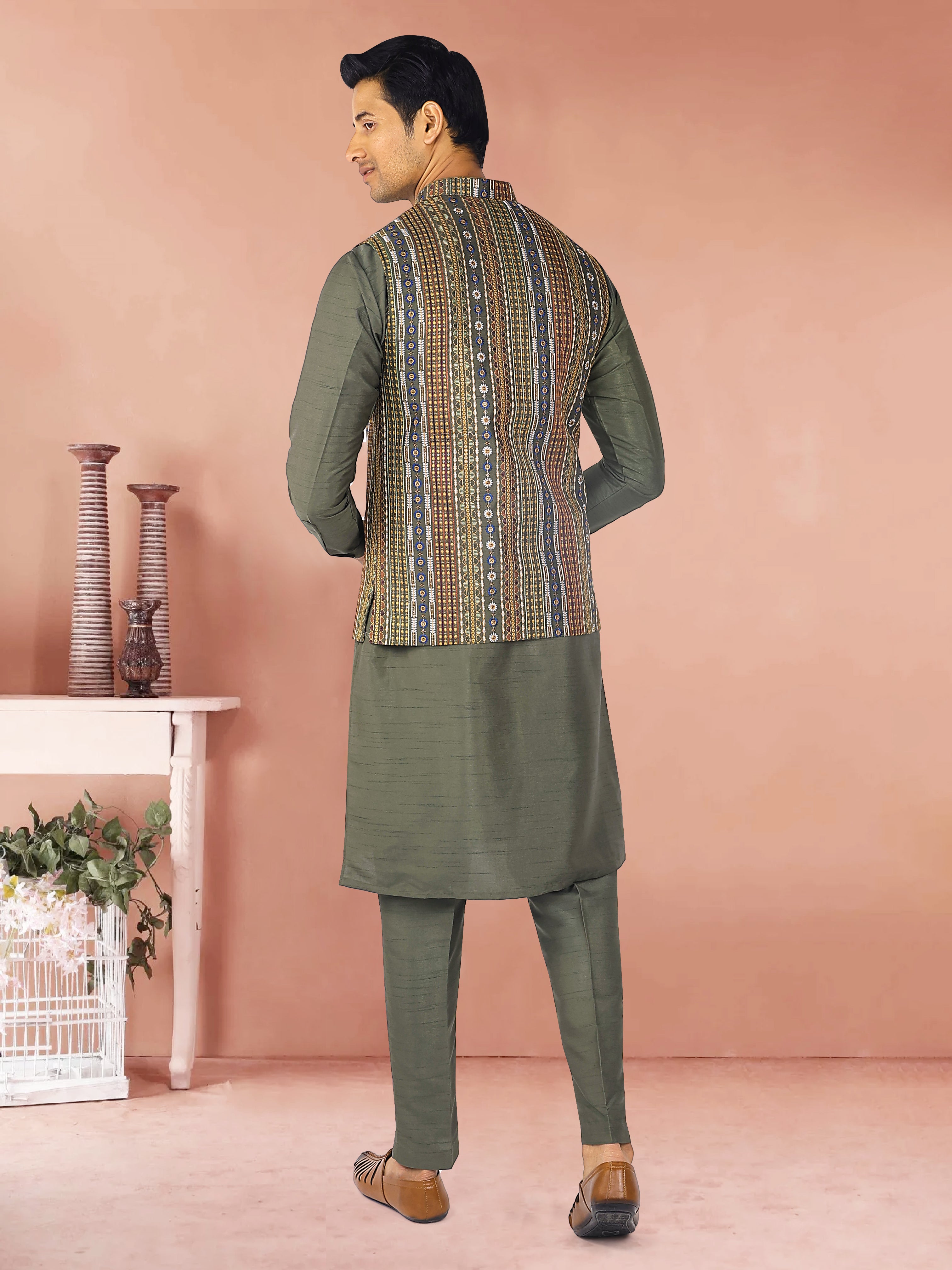 Mens Kurta Payjama and Jacket Set