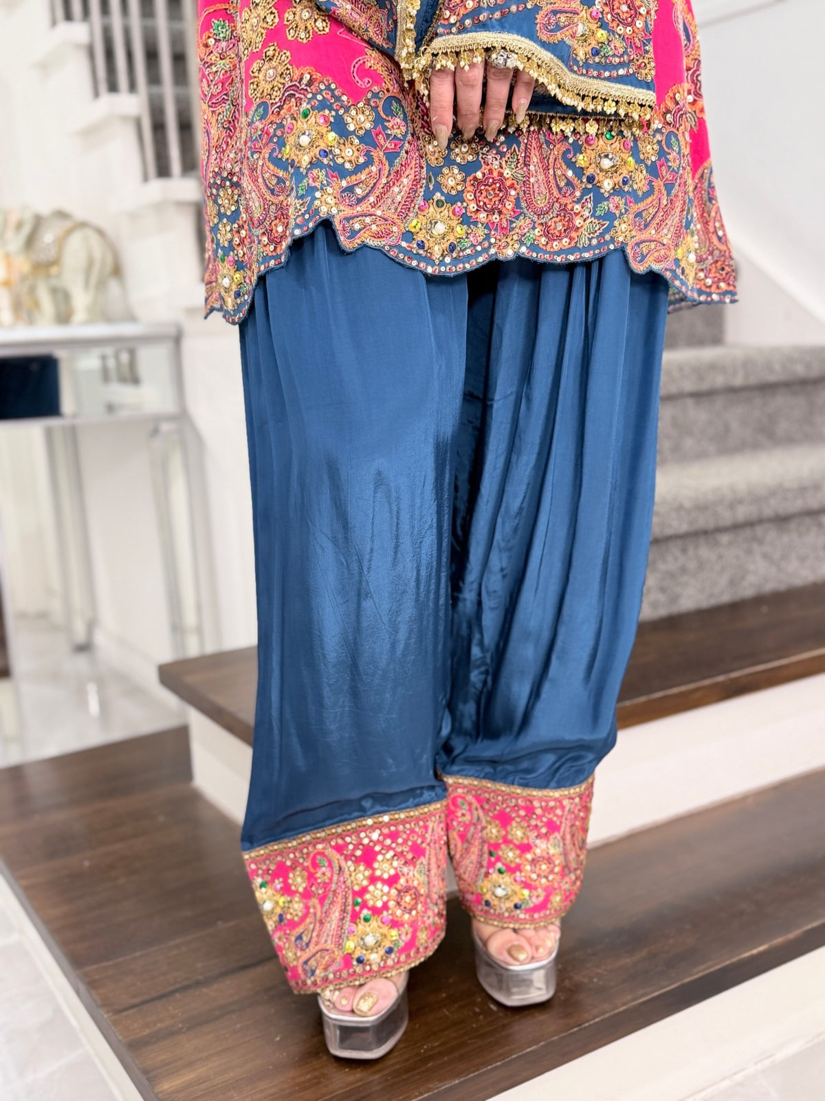 Salwar Kameez - Pink Paisley Embellished Kurti Salwar Set with Teal Dupatta by Panache by Divya - product image 8