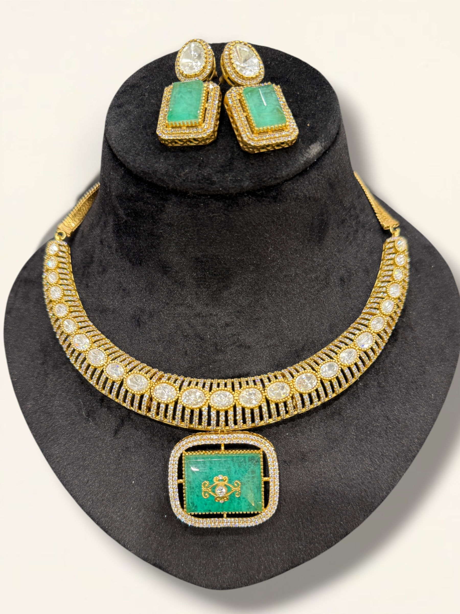 Premium Neckpieces & Earring Set - Neckpieces & Earring Set (4)