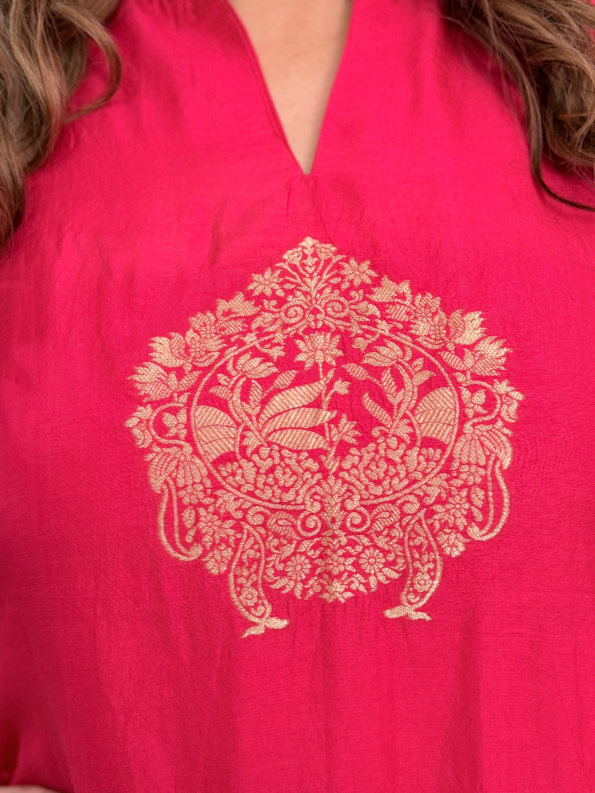 Pink Banarasi Zari Motif Kurta Co-ord Set by Panache by Divya - product image 5