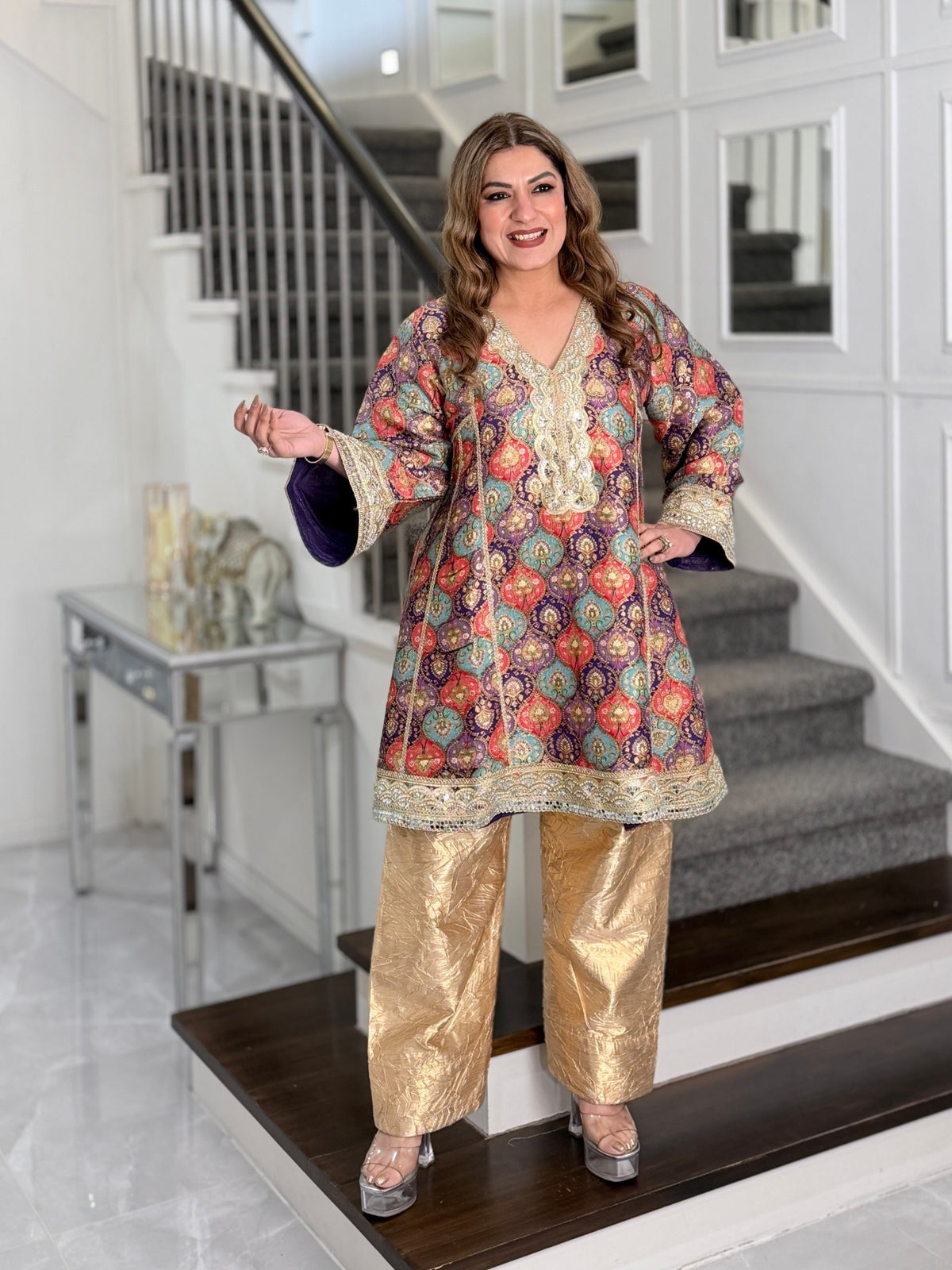 Salwar Kameez - Multicolour Ogee Print Oversized Kurta with Gold Crushed Pants by Panache by Divya - product image 2