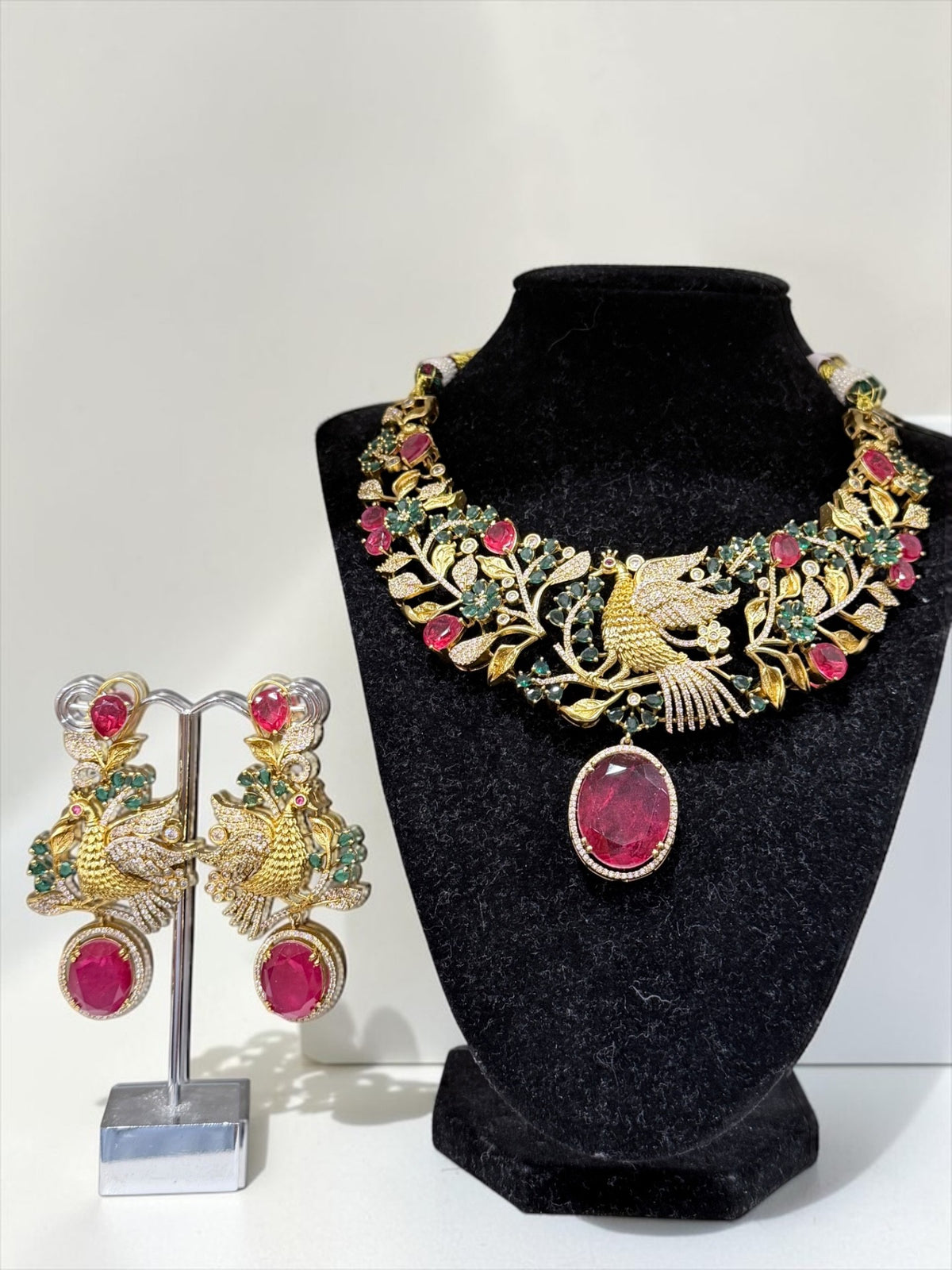 Premium Neckpieces & Earring Set - Neckpieces & Earring Set