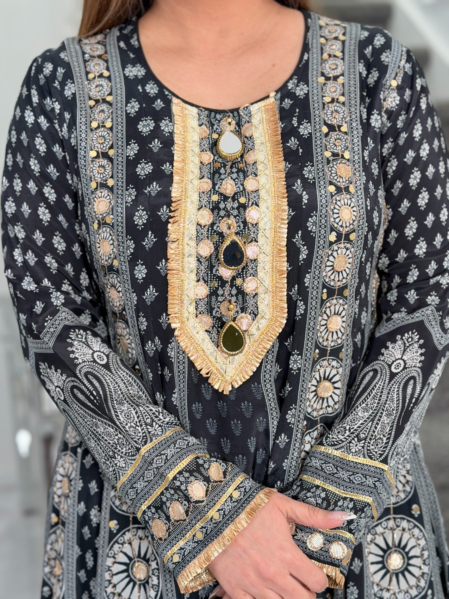 Premium Salwar Kameez (4)