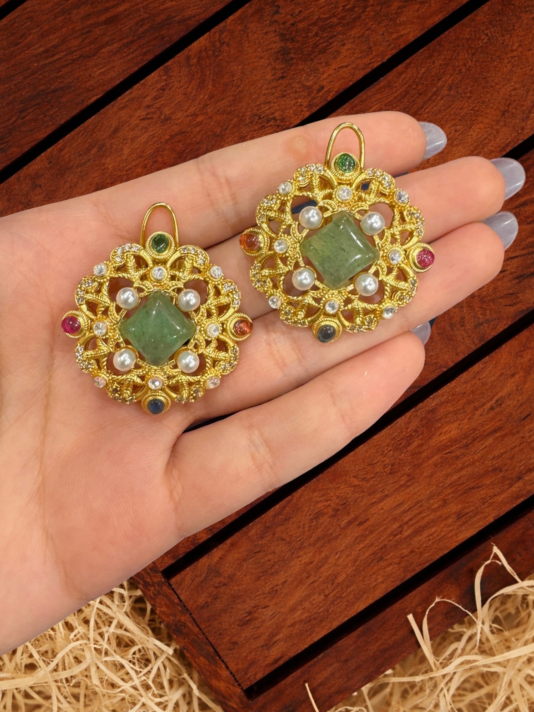 Elegant Gold-Tone Multicolor Necklace Set