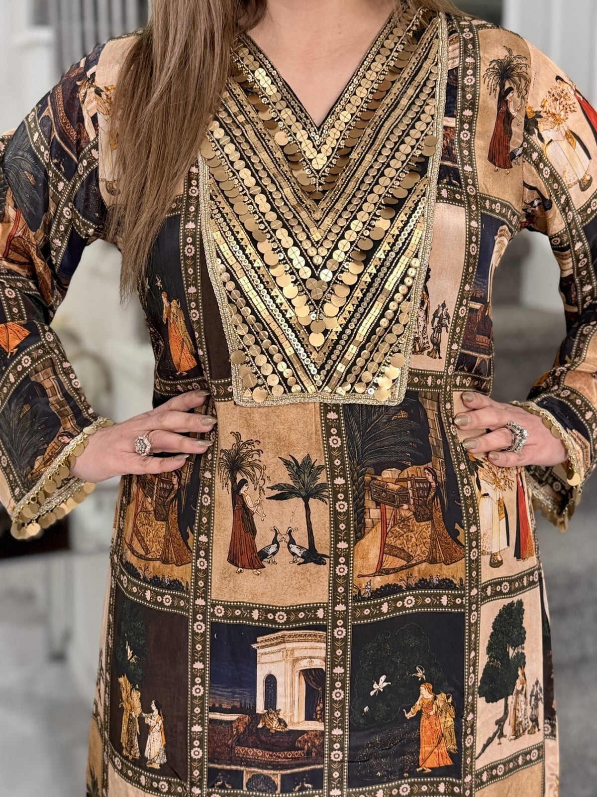 Miniature Panel Print Gold Coin V-Yoke Kurta Co-ord Set by Panache by Divya - product image 3