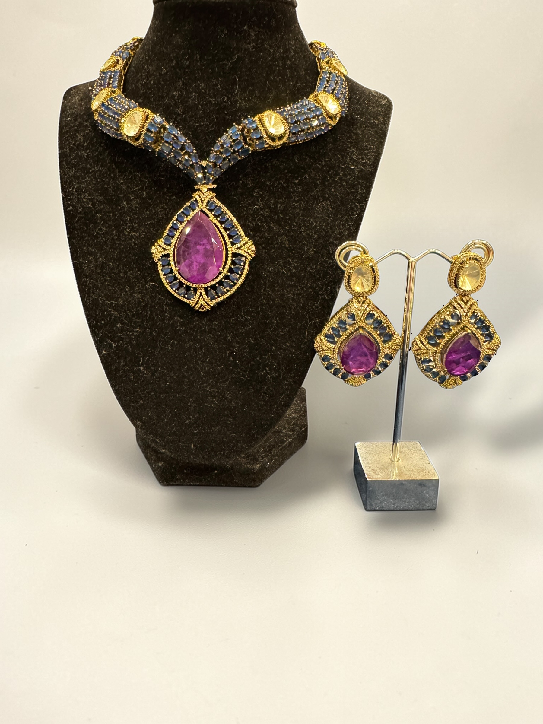 Elegant Purple and Gold Jewelry Set - Neckpieces & Earring Set