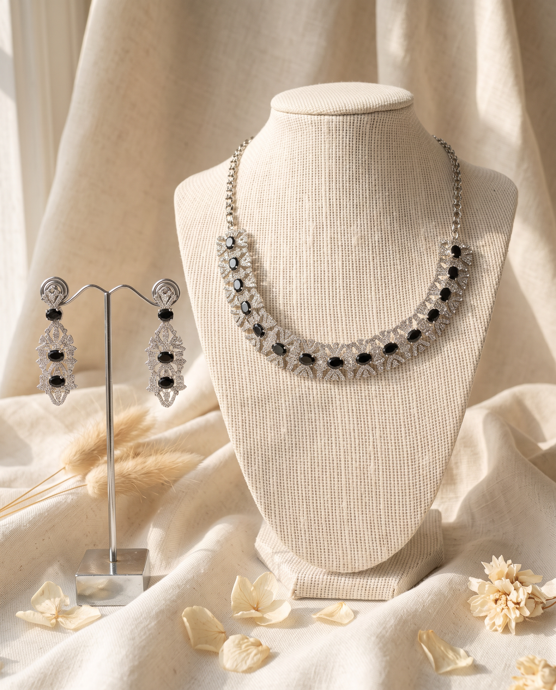 Earring and Neckpiece Set