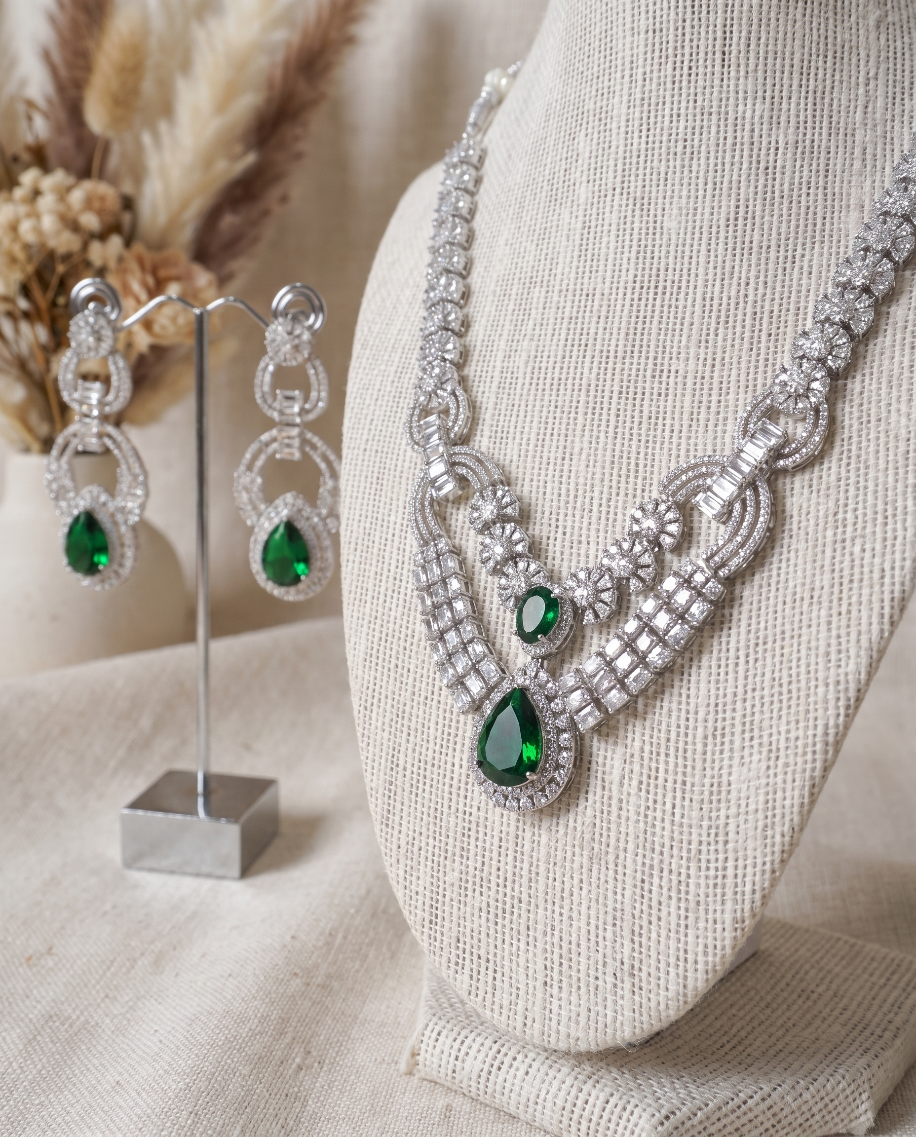 Neckpieces & Earring Set